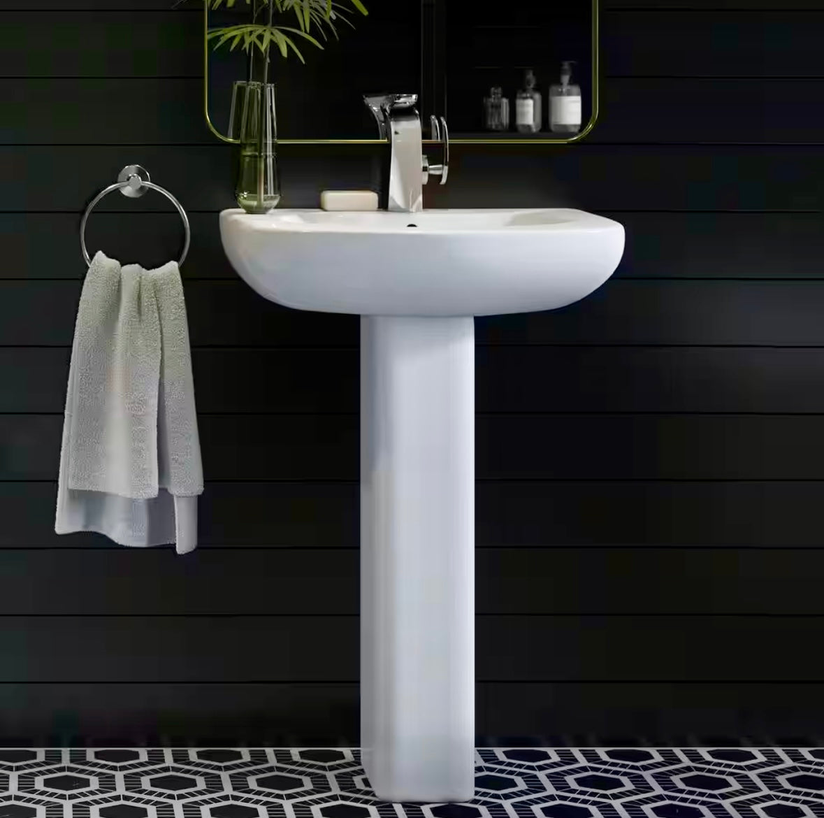 Ceramic rectangular pedestal sink