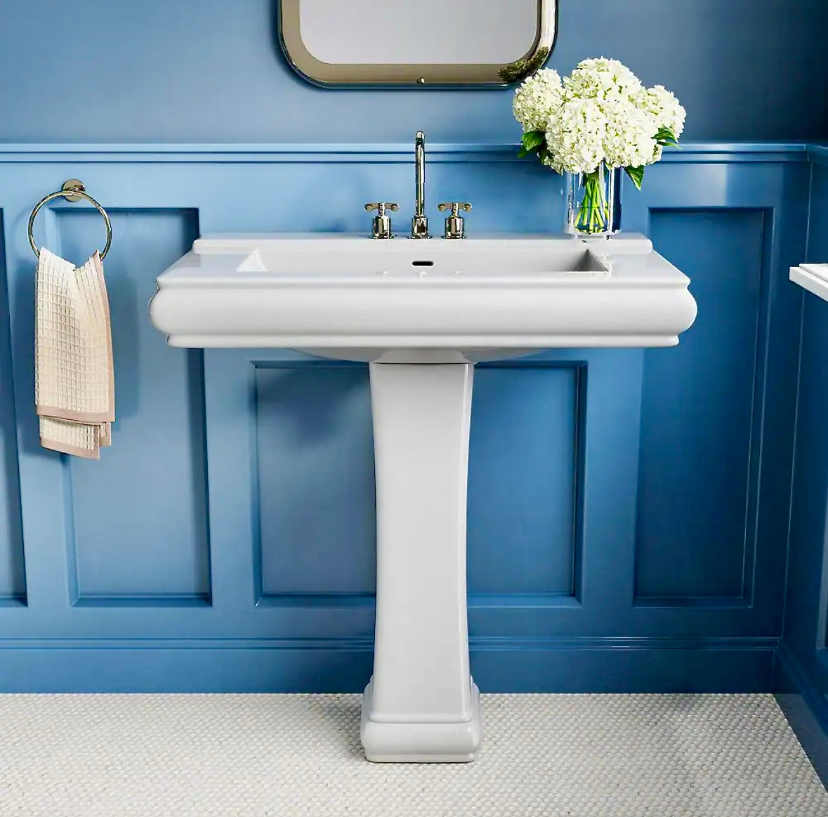 Hanikes 26 in rectangular pedestal sink