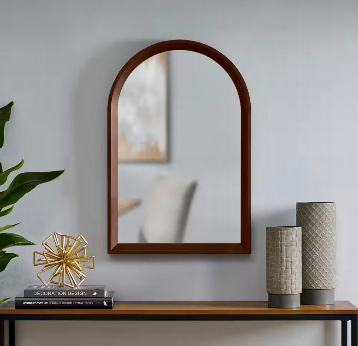 Medium arched walnut mirror (20x30)