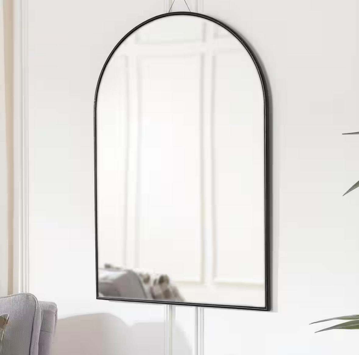 Medium arched black classic accent mirror