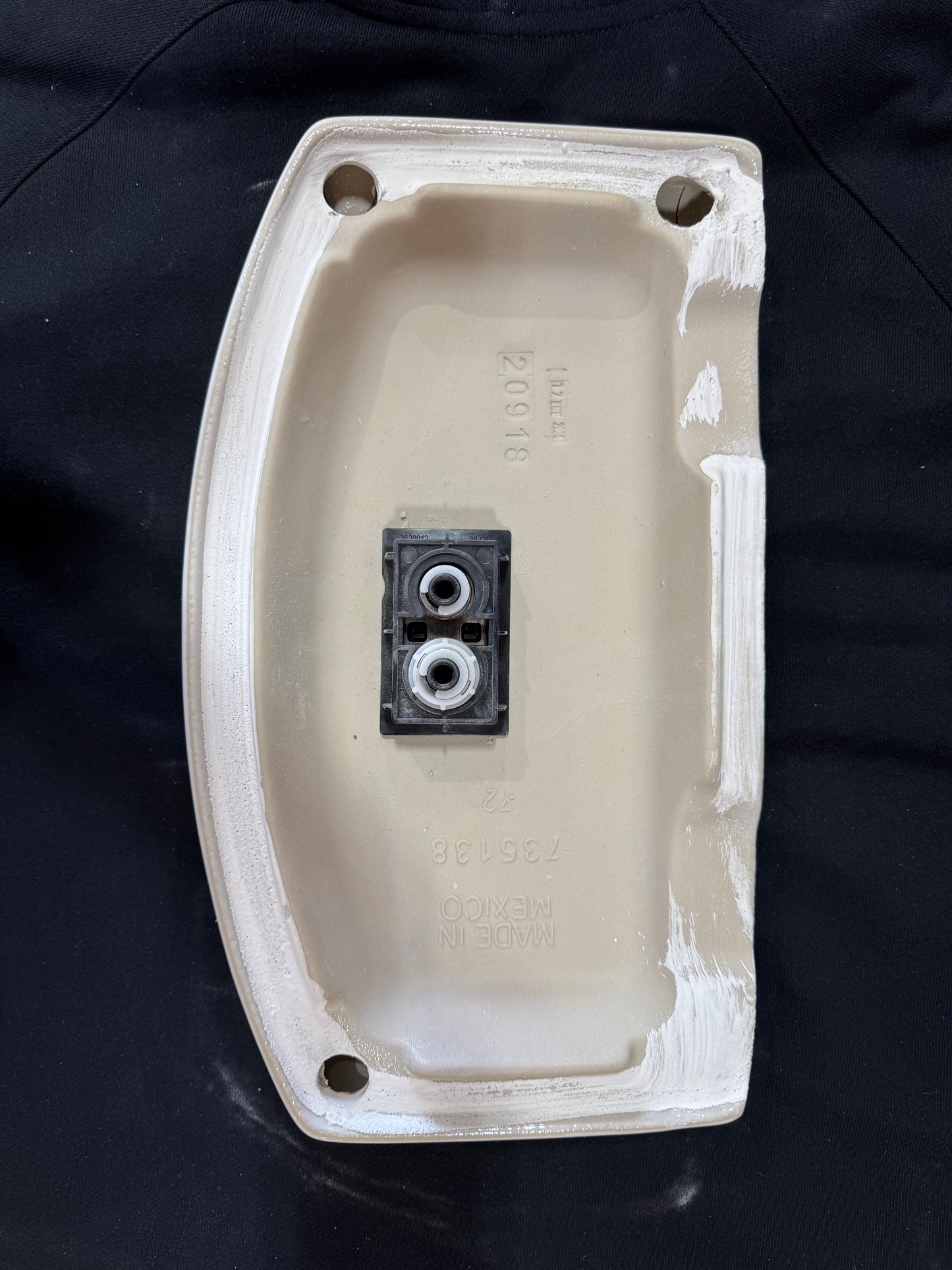 H2Option toilet tank lid