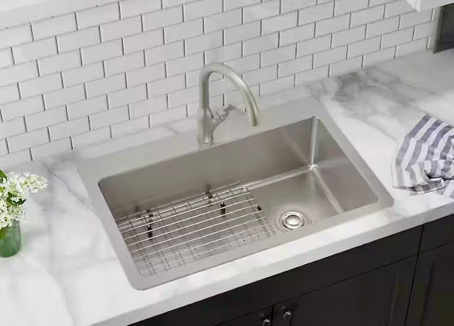 Avenue 33 in single bowl sink w/sink grid