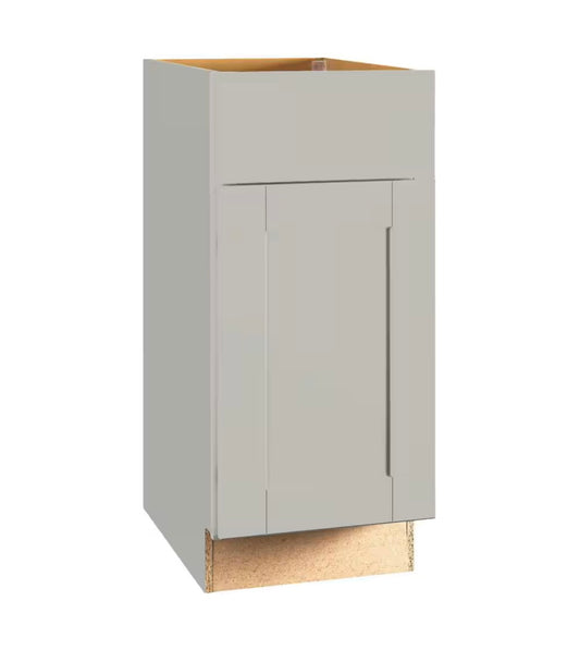 Shaker 15" base cabinet in dove gray