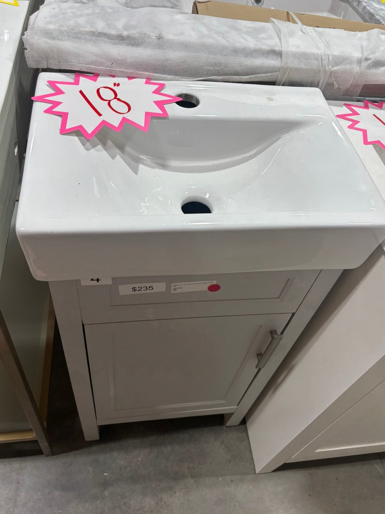 Arvesen 18"x12" gray vanity