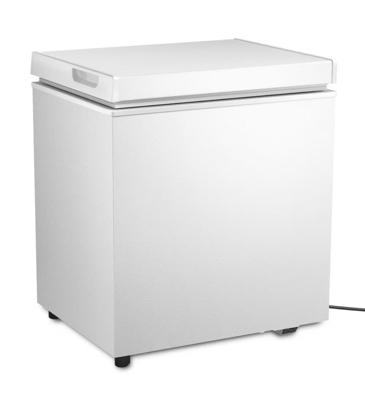 1.8 cu. ft. chest freezer in white