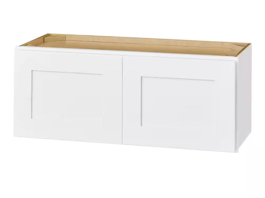 Avondale 33x18x24 bridge alpine white