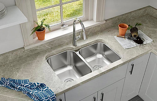 Avenue 32" undermount kitchen sink