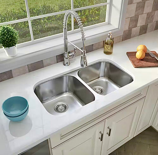 Undermount double bowl 32" kitchen sink