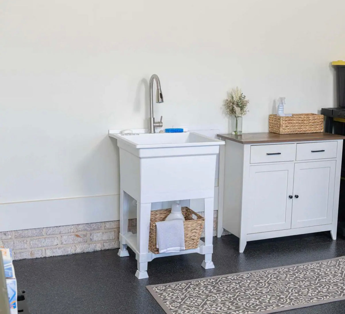 24" laundry sink with faucet