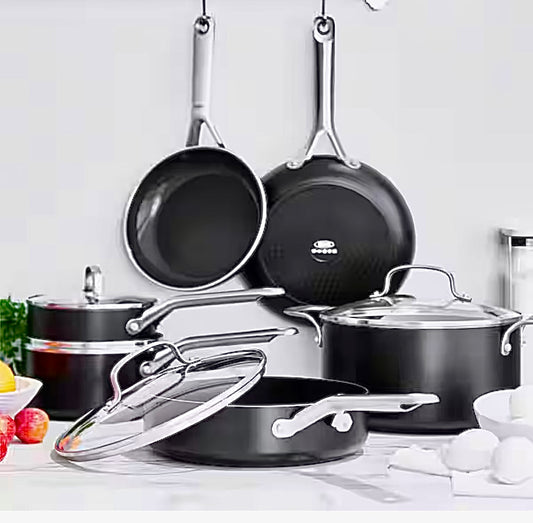 OXO 10 piece cookware set