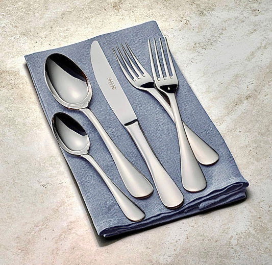 Classic 20 piece silverware set
