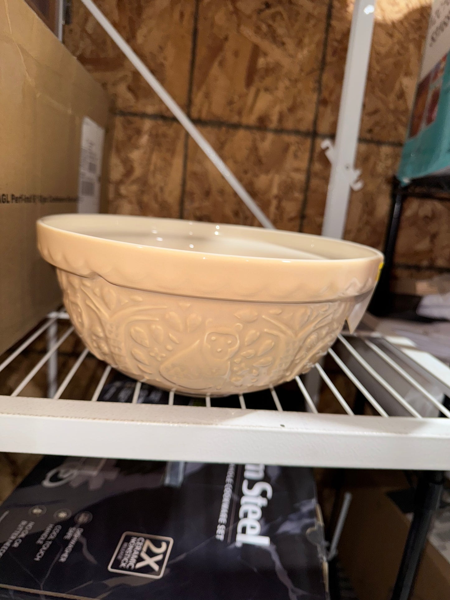 9.5 in mixing bowl in tan