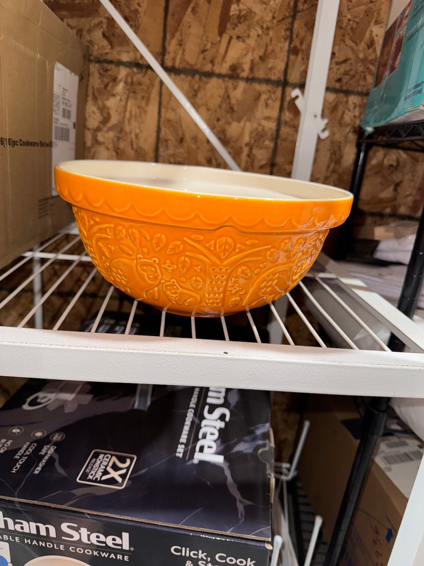 9.5 in mixing bowl in orange