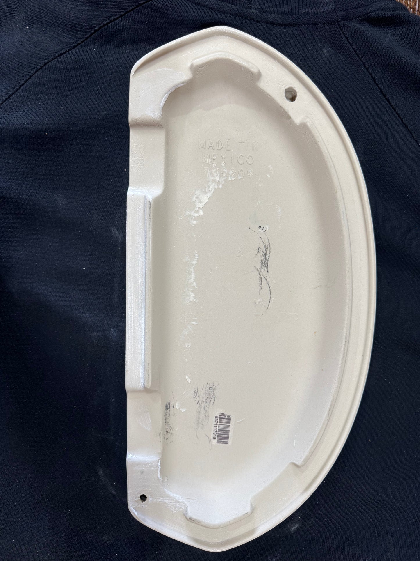 Reliant toilet tank lid